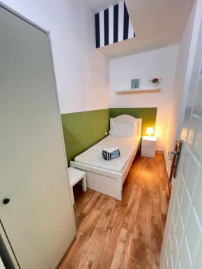 Bachelor Partition Room in Tecom Near Internet City Metro